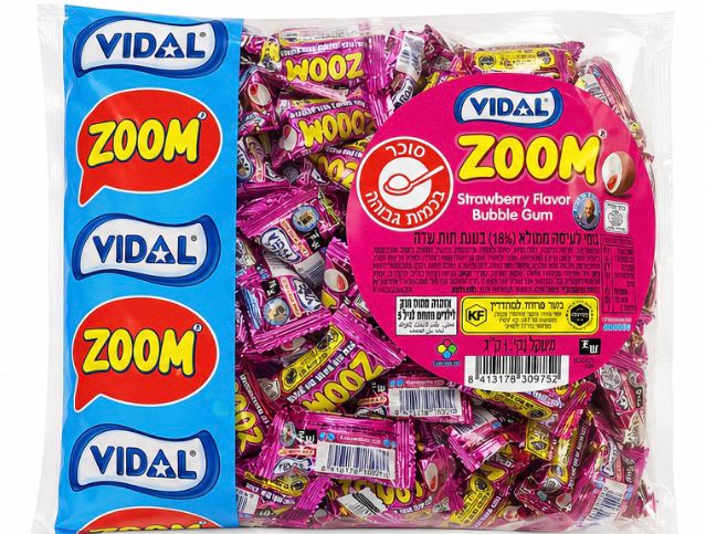 ZOOM Strawberry Flavored Bubble Gum Packs